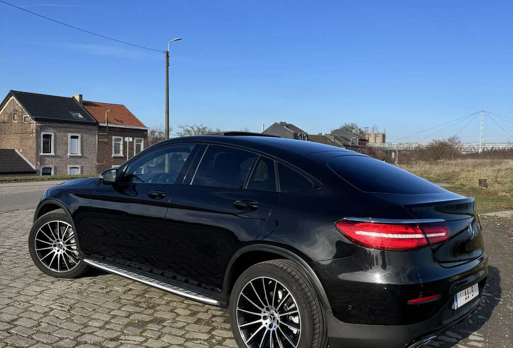 Mercedes-Benz Coupé d 4-Matic