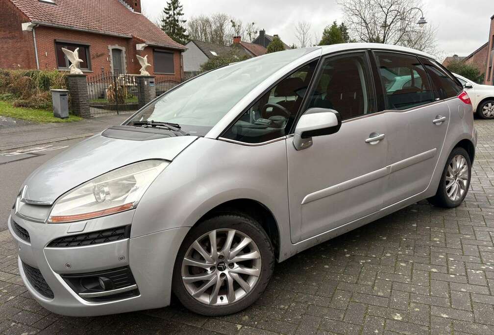 Citroen Xsara Picasso 2.0i Exclusive