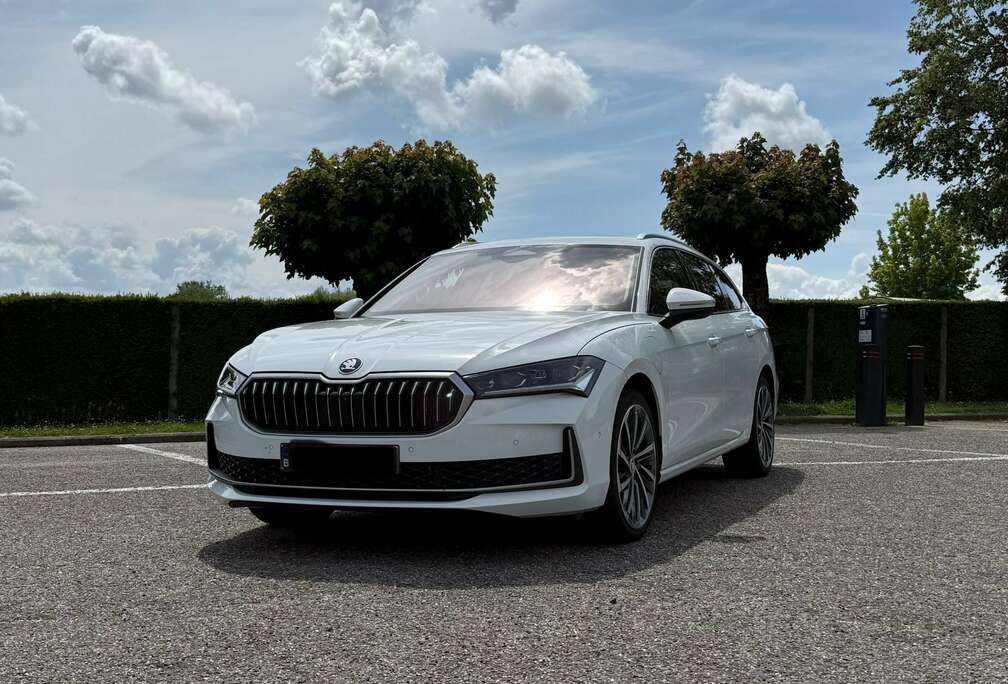 Skoda Superb Combi PHEV 1.5 TSI L