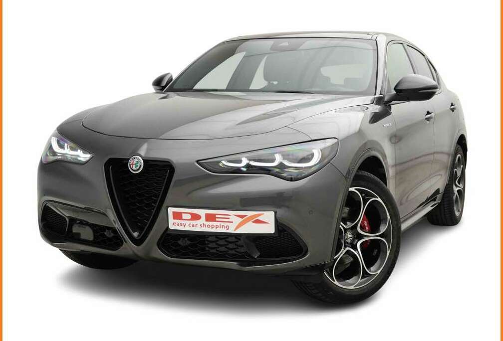 Alfa Romeo 2.0T 280 Q4 Veloce  Pano  Leather   Memory Seat  Harman Kardon Sound
