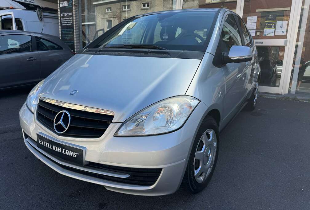 Mercedes-Benz Avantgarde Boite Auto Gps Airco Vitres Electrique Attache Remorque Carnet