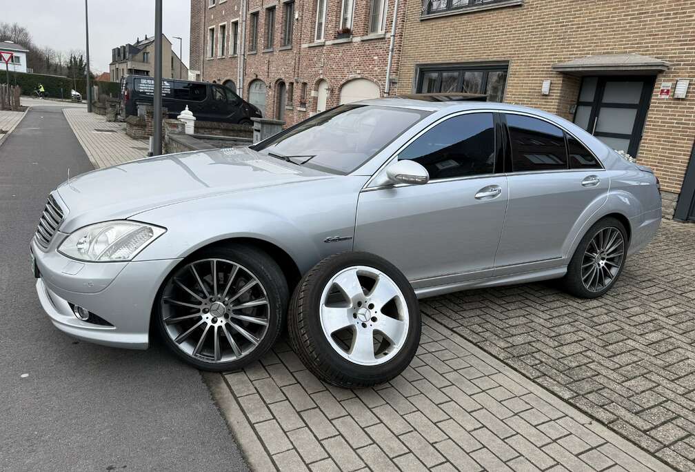 Mercedes-Benz 6.3 Pack  AMG/// 1er Main///Car Pass/// LPI GAZ //
