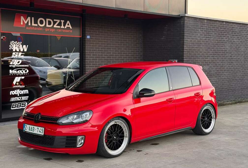 Volkswagen adidas TUNED schroefset+19 JR23 stage 2+ 295pk