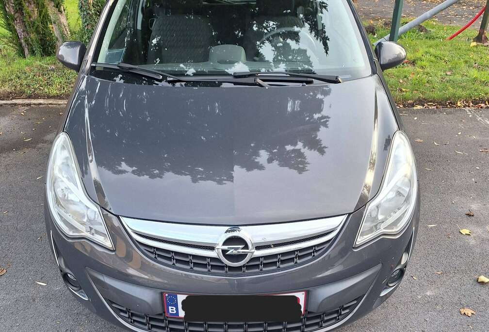 Opel Corsa 1.2i Enjoy Active