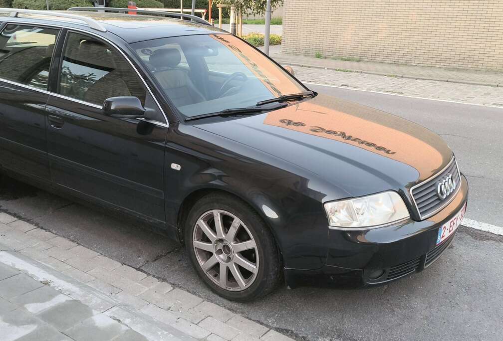 Audi A6 Avant 1.9 TDi S line CVT Multitronic