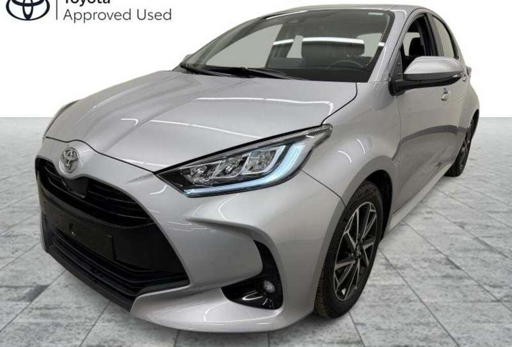 Toyota Iconic + Navi