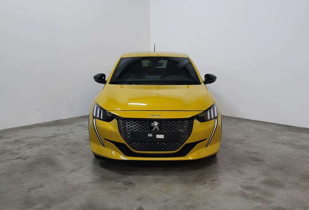 Peugeot PureTech 100 EAT8 GT Pack * CARPLAY * CAMERA *