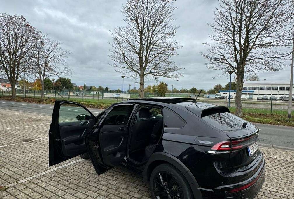 Volkswagen 1.0 TSI R-Line Black Edition DSG