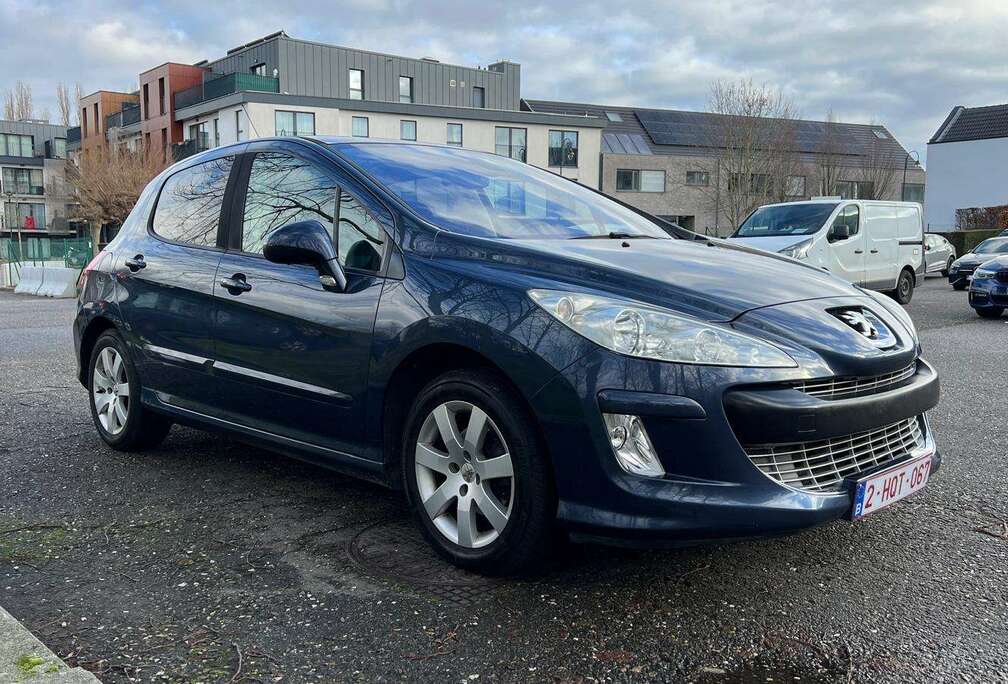 Peugeot 308 1.6i Premium