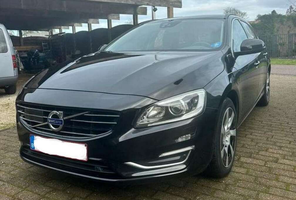 Volvo V60 D6 Plug-In-Hybrid AWD Geartronic Pure Limited