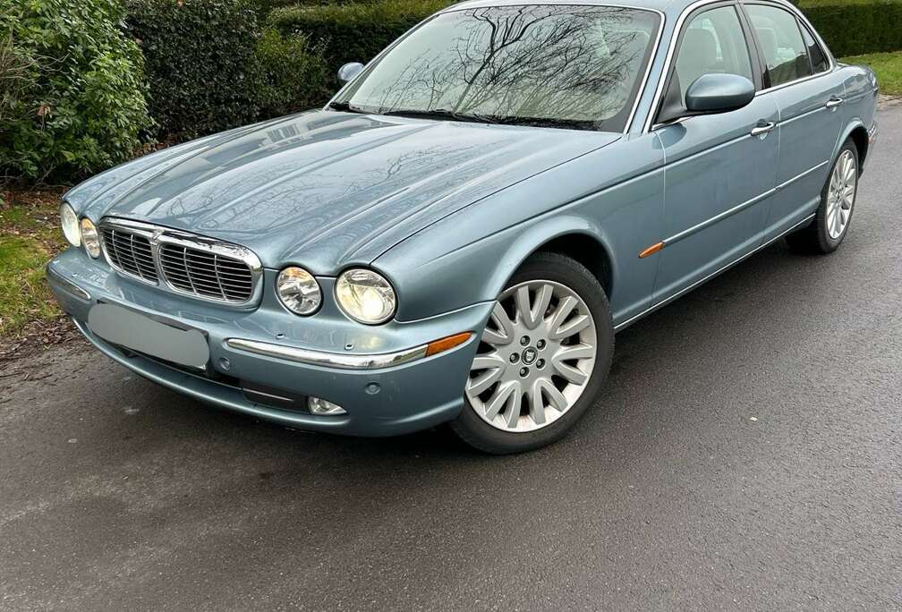 Jaguar 3.0i V6 LIMITED FULL OPTIONS