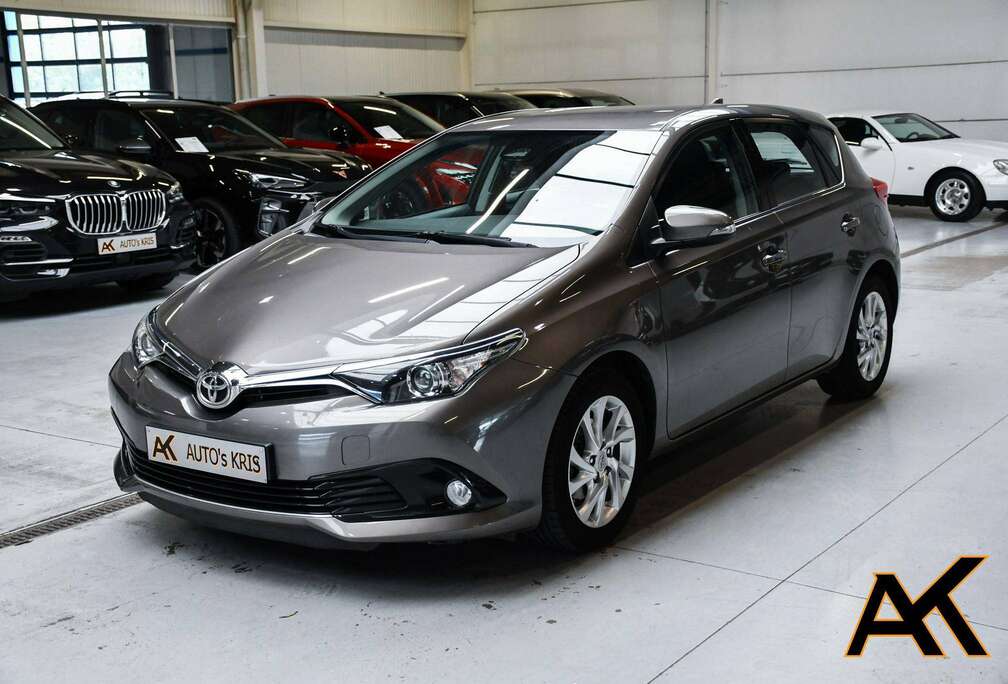 Toyota Auris 1.33i VVT-i Comfort - BLUETOOTH / CAMERA / AIRCO