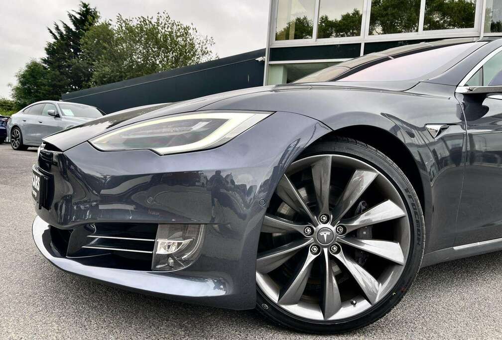 Tesla DUAL MOTOR  / ZEER NETTE STAAT  /   87.437KM