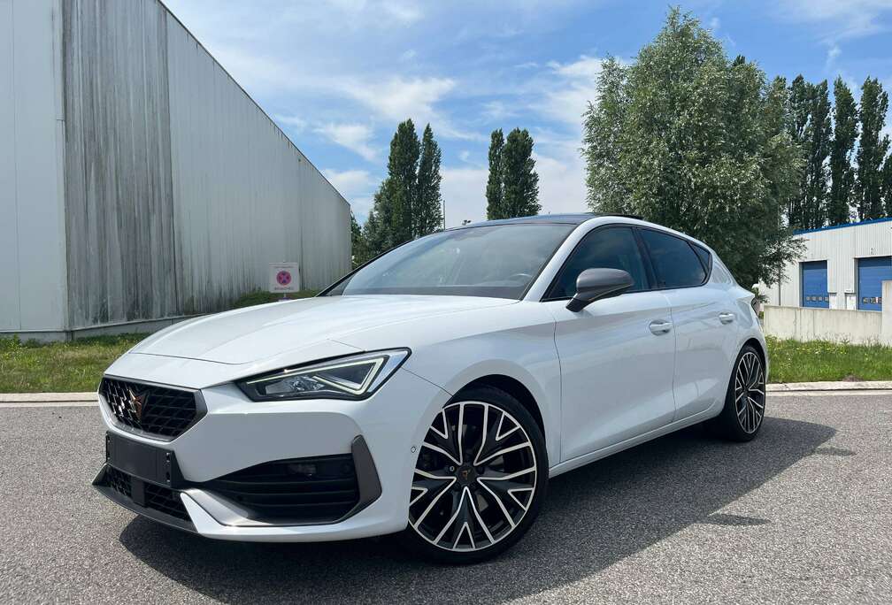 Cupra Leon VZ 2.0 TSI DSG – 300pk – Pano dak – Topstaat – Volledige Historiek