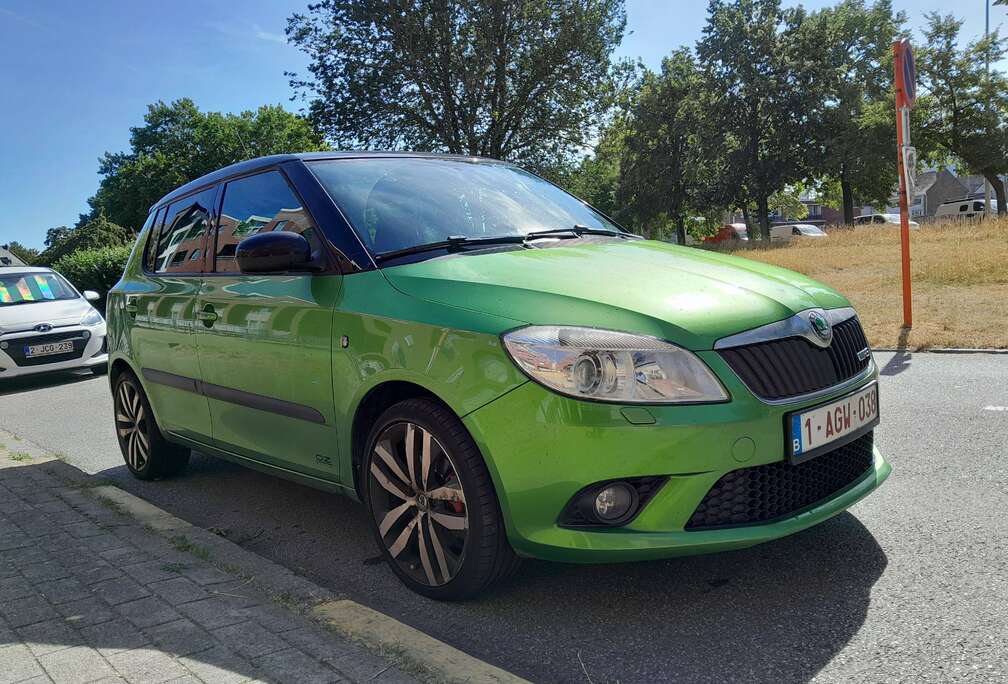 Skoda Fabia RS 1.4 TSI DSG