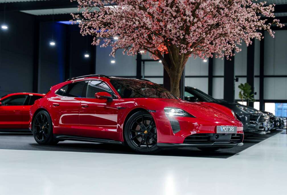 Porsche GTS Sport Turismo - 93.4 Kwh - Achterasbesturing - Luchtvering - 21\