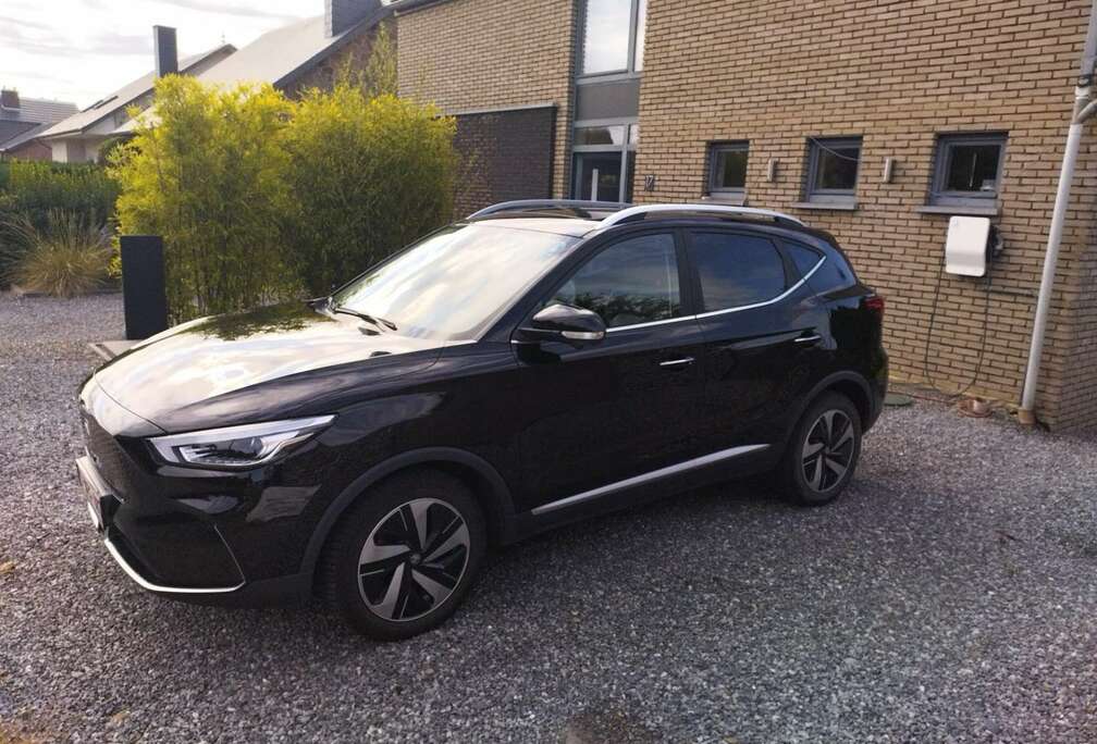 MG e-ZS 51 kWh Luxury Standard Range