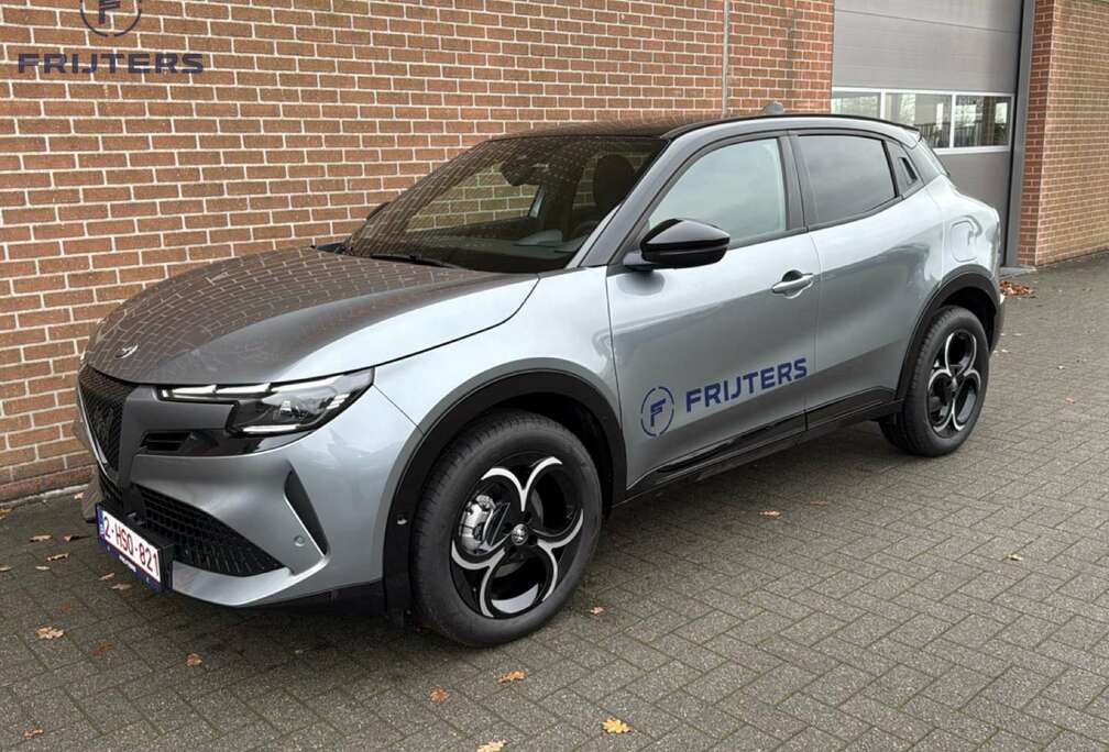 Alfa Romeo 1.2 Hybrid eDCT6 Ibrida Intensa Q4