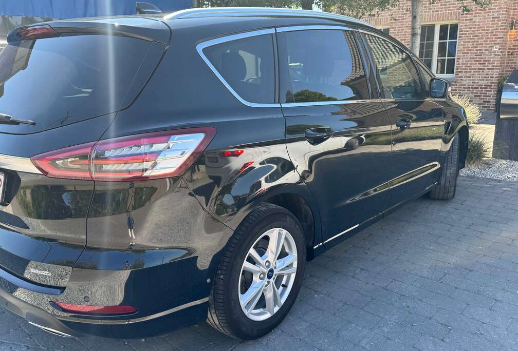 Ford S-Max 2.0 EcoBlue Allrad Aut. TITANIUM