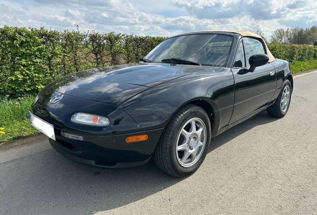 Mazda 1.8i 16v Sport