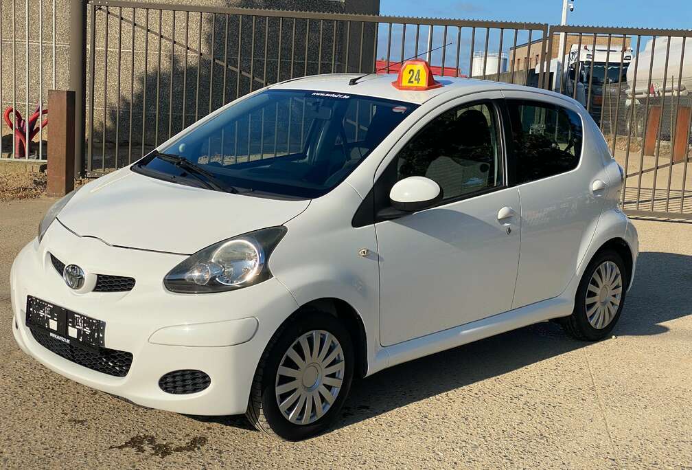 Toyota Aygo 1.0i VVT-i Plus