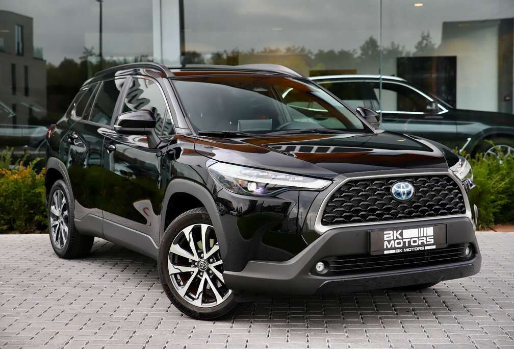 Toyota Hybrid 1.8 VVT-i -CAMERA-PANO-CARPLAY-NAVI-ADAPTIV