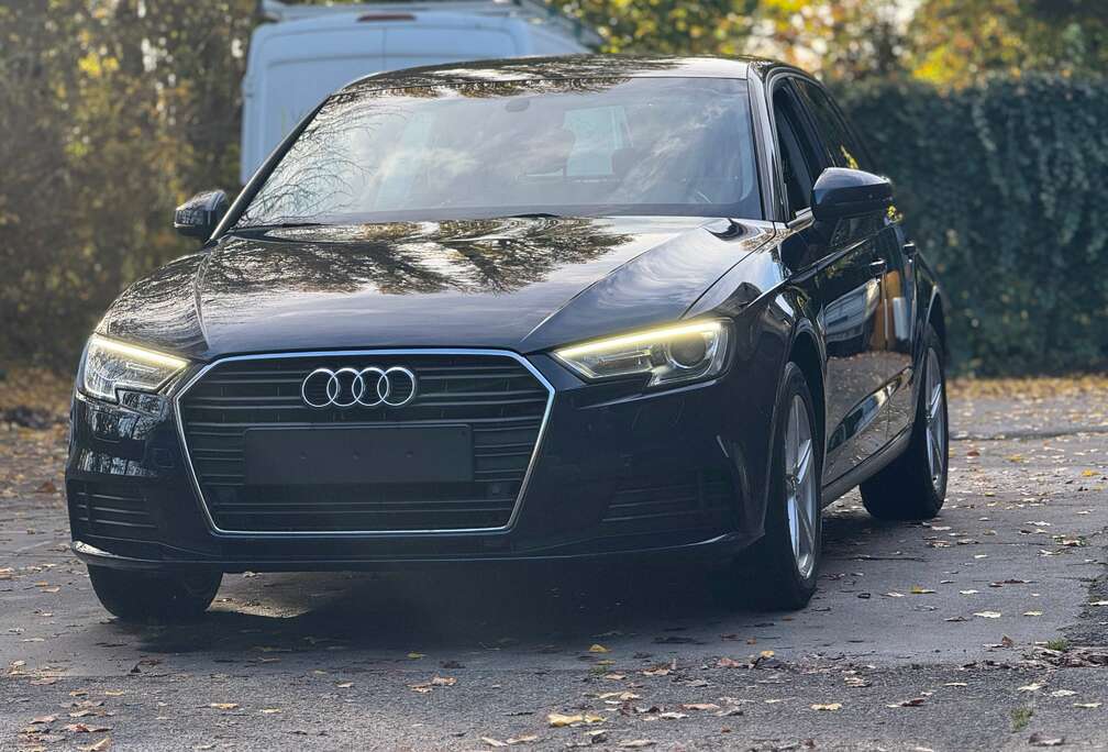 Audi A3 30 TFSI Sportback S tronic-Automaat-Led-GPS