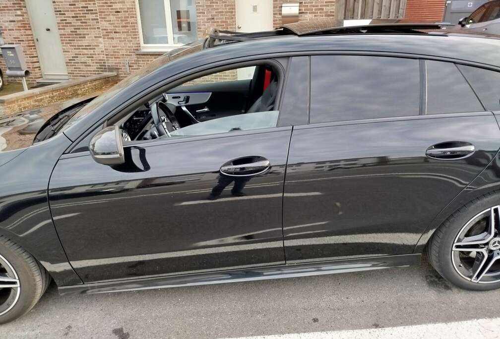 Mercedes-Benz Shooting Brake 7G-DCT AMG Line