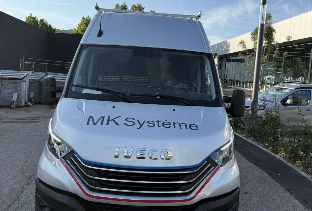 Iveco Iveco Daily 35S18 180 Hi-Matic L4H2