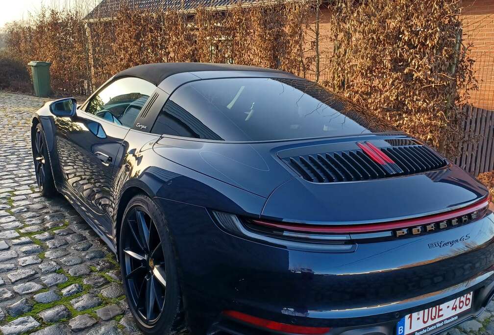Porsche 911 targa 4s 992