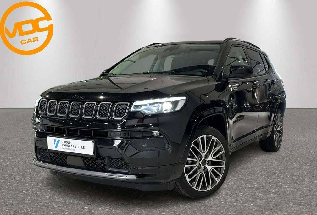 Jeep Altitude 1.5 e-hybrid 130 DCT7