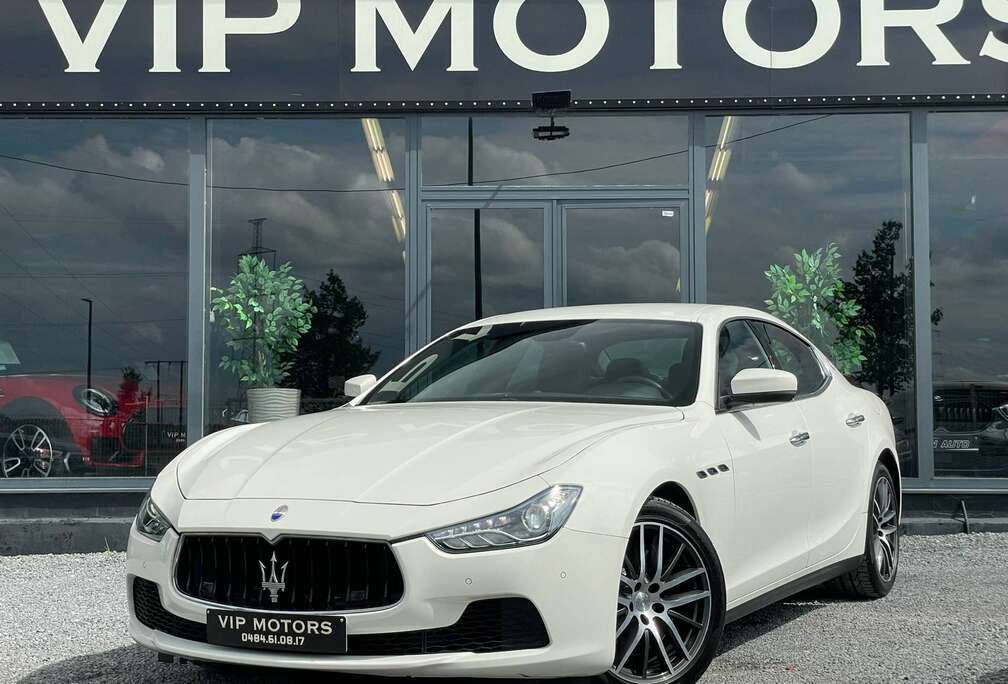 Maserati CARNET COMPLET MASERATI // 1ER PROP// EURO 6