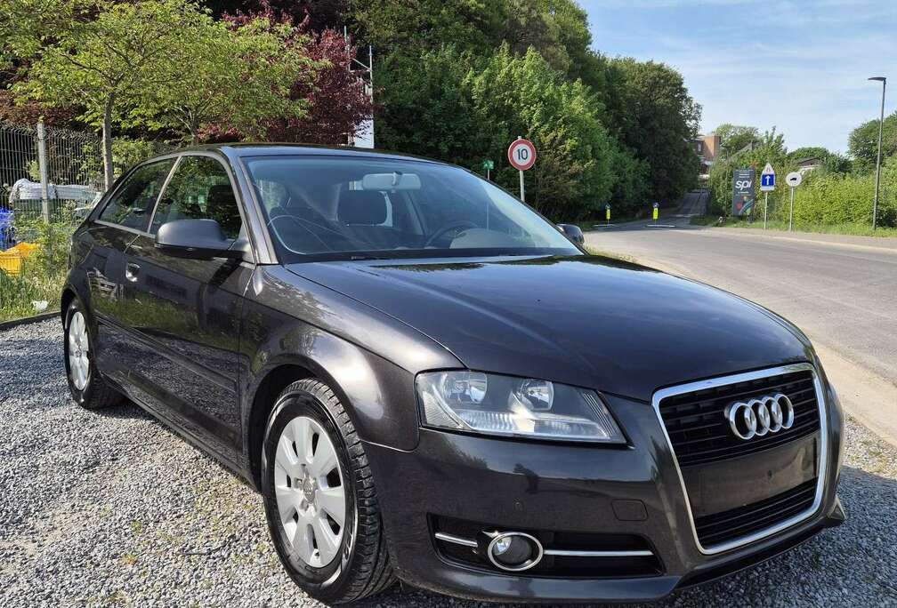 Audi 1.6 TDi Ambiente Start/Stop DPF