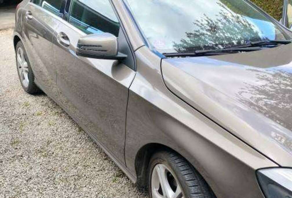 Mercedes-Benz A 180