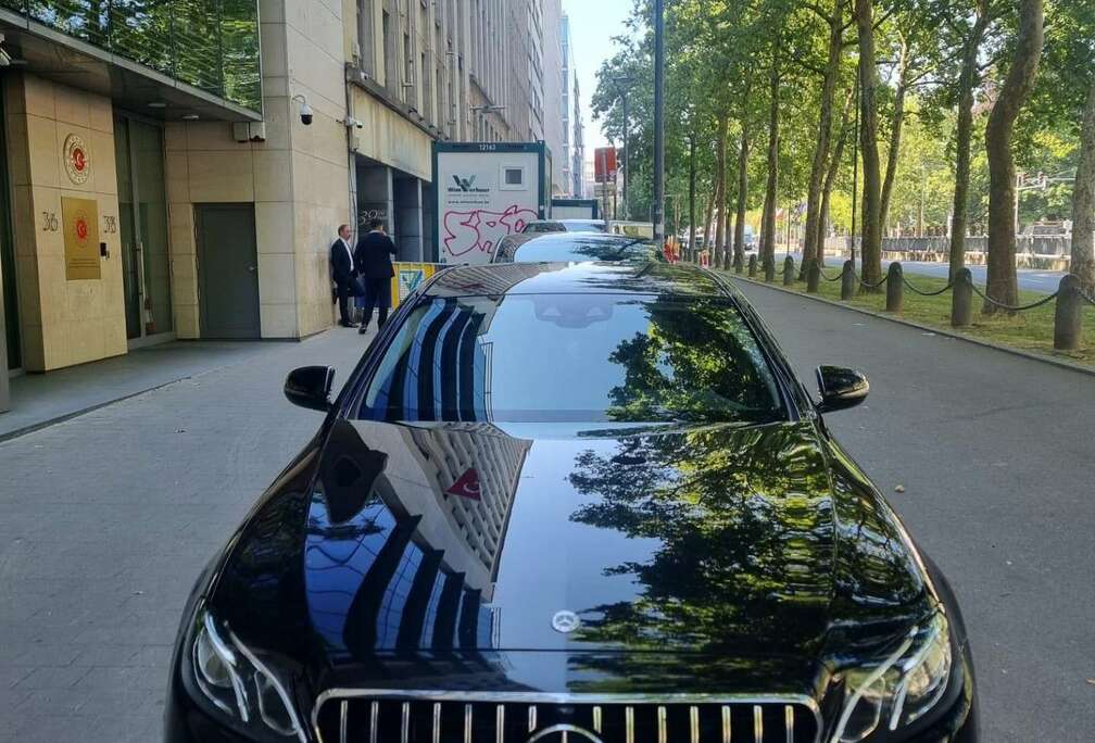 Mercedes-Benz d 9G-TRONIC AMG Line
