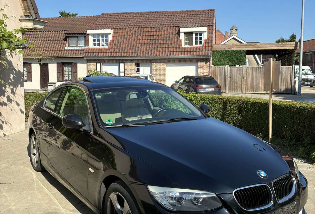 BMW Coupé 320i