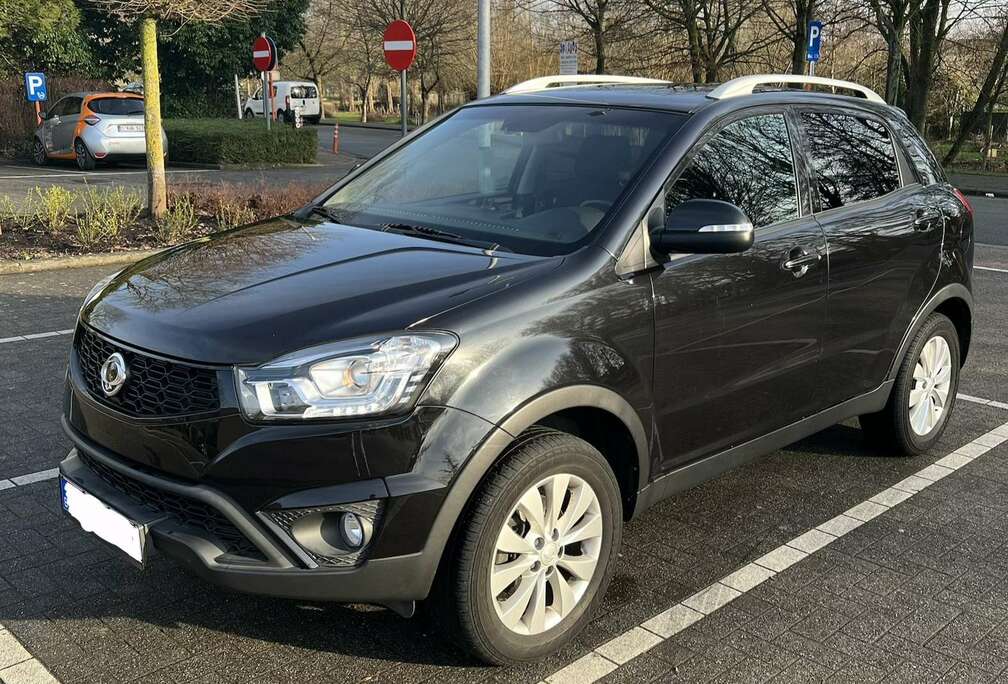 SsangYong 2.0 e-XGi200 2WD Crystal