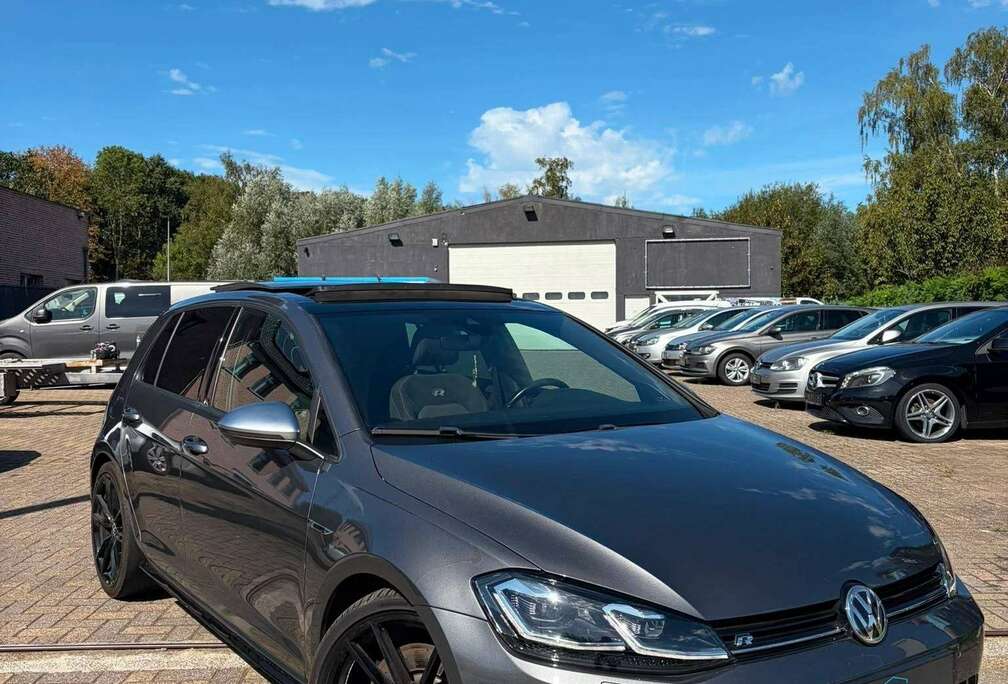 Volkswagen VII 2.0 TSI R 4MOTION BLUEMOTION/ PANO / ALCANTARA