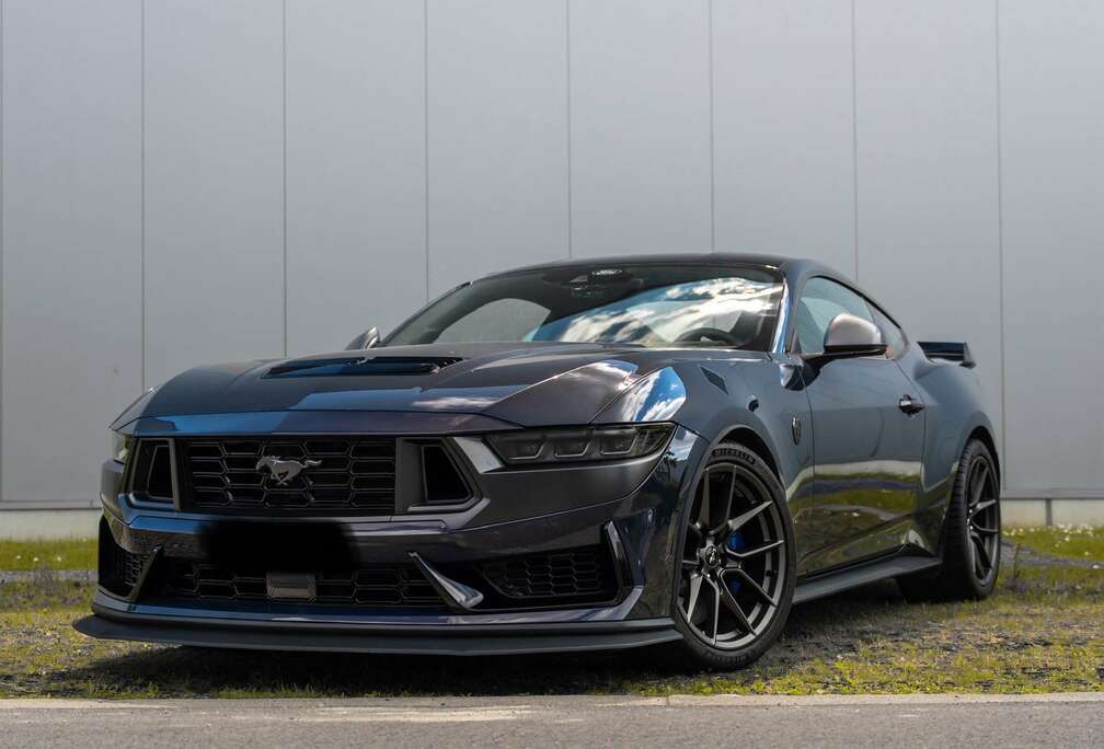 Ford 5.0 V8 Dark Horse pack performance US