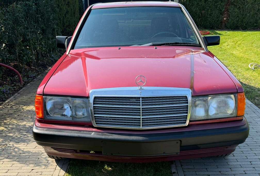 Mercedes-Benz MERCEDES190D 2.0 DIESEL NEW