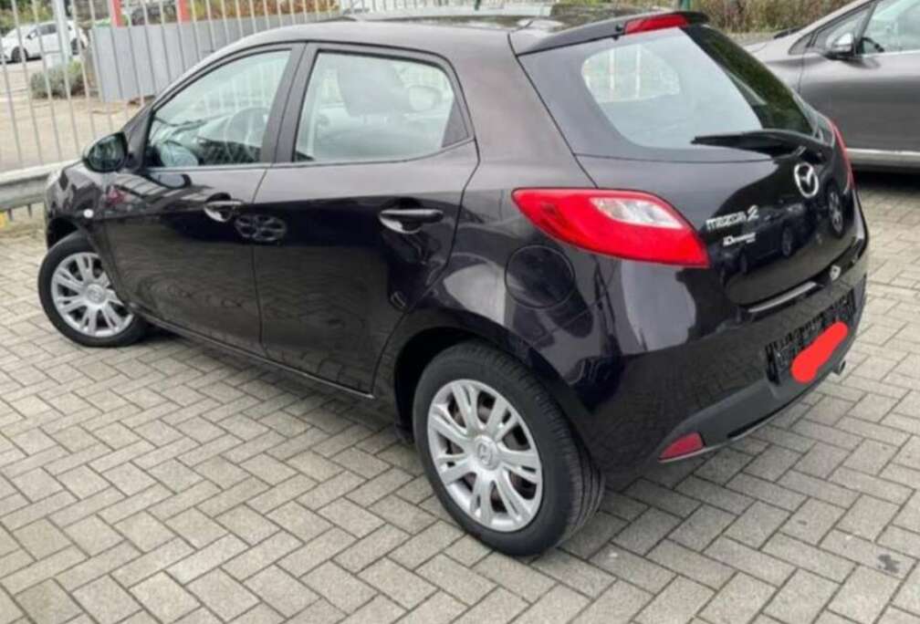 Mazda 1.3i Sport Navigator