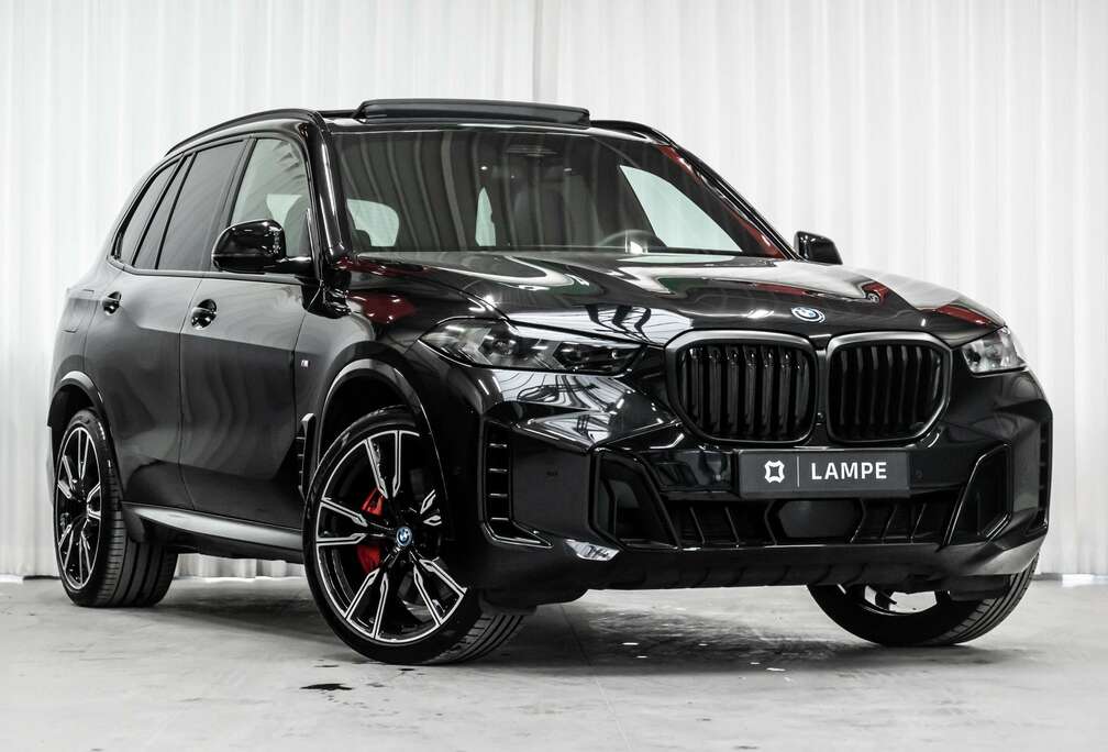 BMW xDrive50e M Sport Pro Bowers SkyLounge Massage