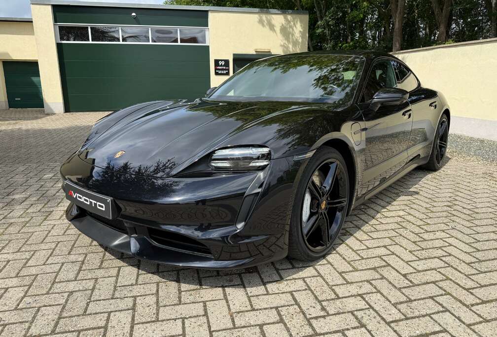Porsche 93.4 kWh Taycan Turbo 625 Pk / 1EIGENAAR - Slechts 61000 km / Panodak / Volleder / FULL OPTION