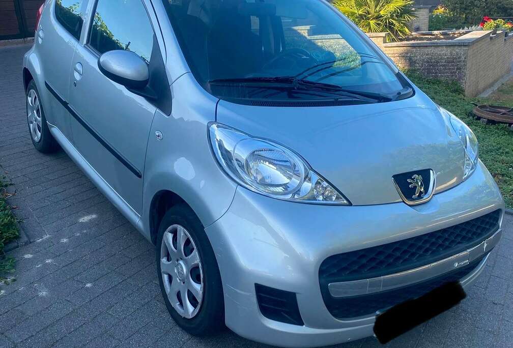 Peugeot 1.0i Benzine *Euro5 *Proper *is Gekeurd
