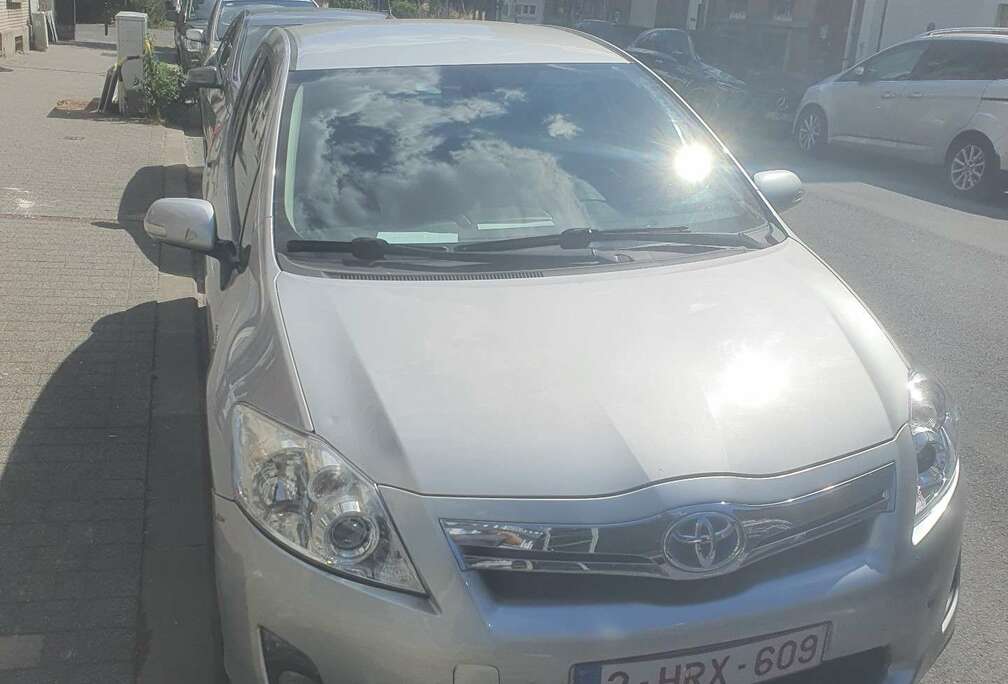Toyota 1.5 Hybrid Life