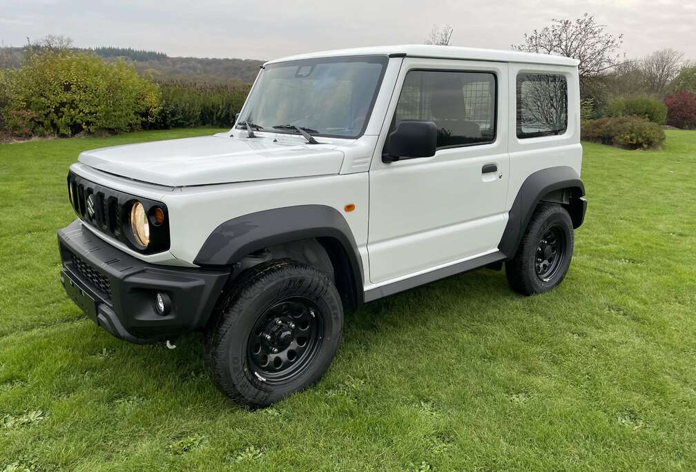 Suzuki Jimny 1.5i 4x4 GL