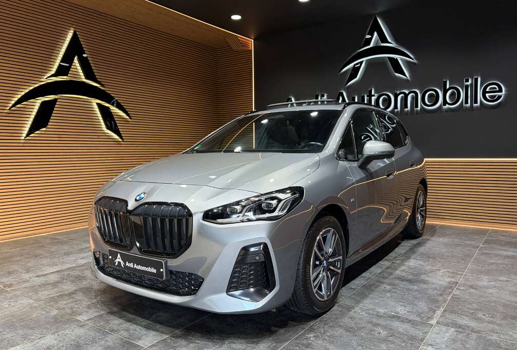 BMW iA Active Tourer *PACK M*CARPLAY*TOIT OUV*1ER PROP*GARANTIE*