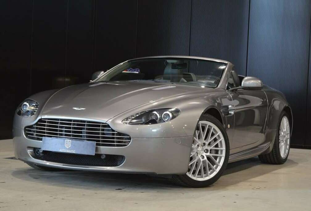 Aston Martin vantage roadster 4.7i MANUAL GEARBOX  1 HAND