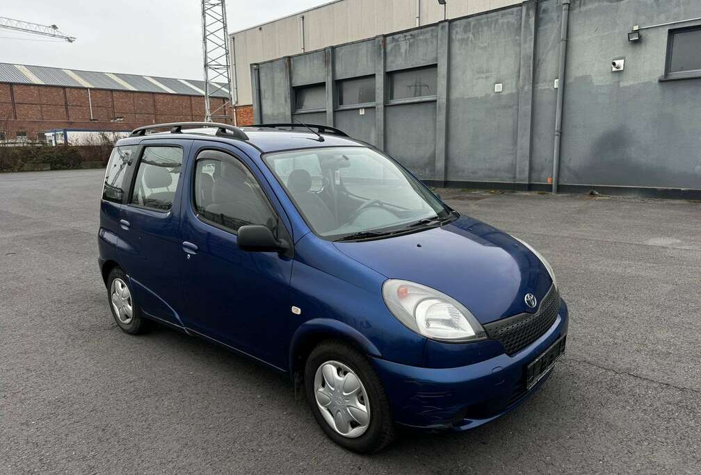 Toyota 1.3i AIRCO CLIMATISÉ