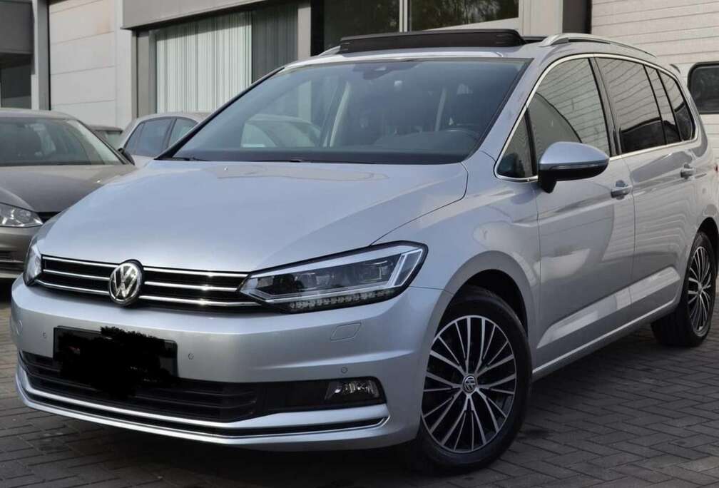 Volkswagen 1.5 TSI DSG Highline 150pk 7zit pano-dak